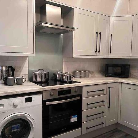 Anfield Home Sleeps 5 Close To Lfc Free Parking 利物浦 外观 照片