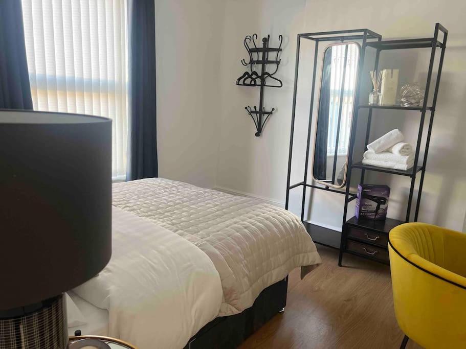 Anfield Home Sleeps 5 Close To Lfc Free Parking 利物浦 外观 照片